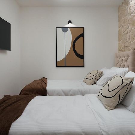 Apartment City Walls In Old Town Of Rovinj Ngoại thất bức ảnh