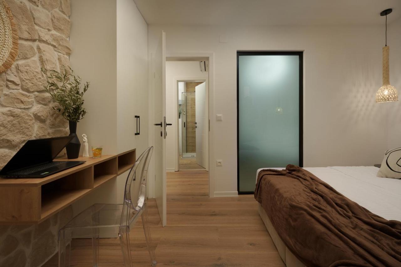Apartment City Walls In Old Town Of Rovinj Ngoại thất bức ảnh