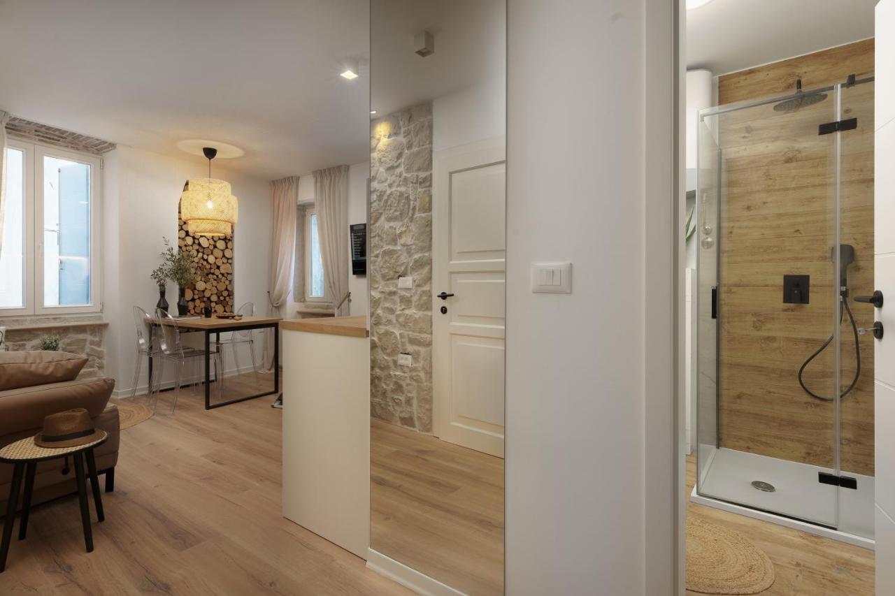 Apartment City Walls In Old Town Of Rovinj Ngoại thất bức ảnh